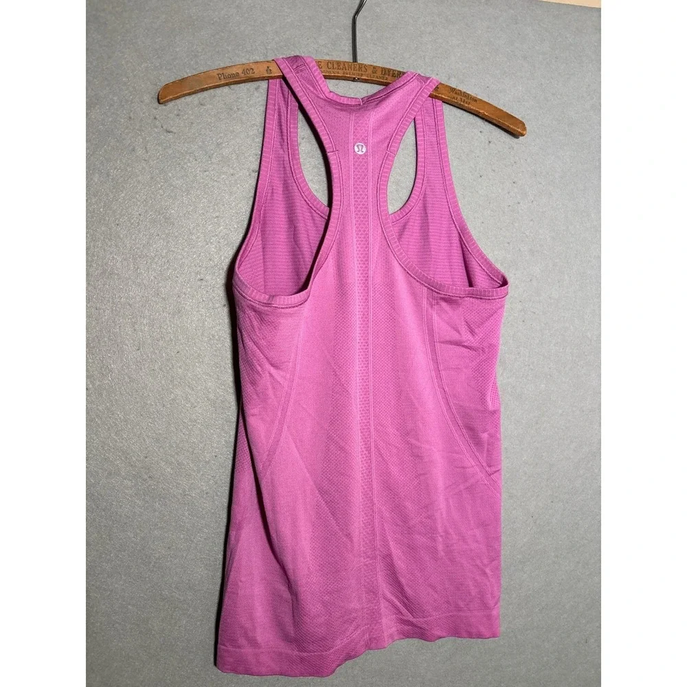 Lululemon Swiftly Tech Racerback Tank Top 2.0 Pink Purple Size 6 Swift Stride